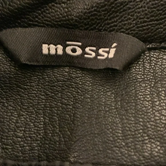 Mossi black leather jacket. Size 14. Armpit to armpit is approx 21 inches - Picture 2 of 13